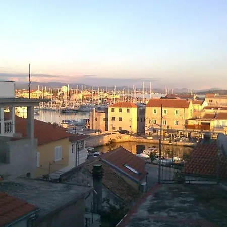 Apartamento Tribunj Tribalj