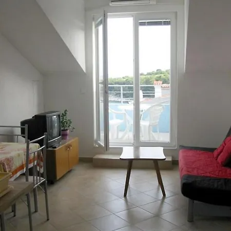 Apartamento Tribunj Tribalj