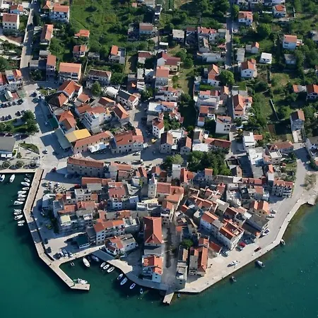 Tribunj Tribalj
